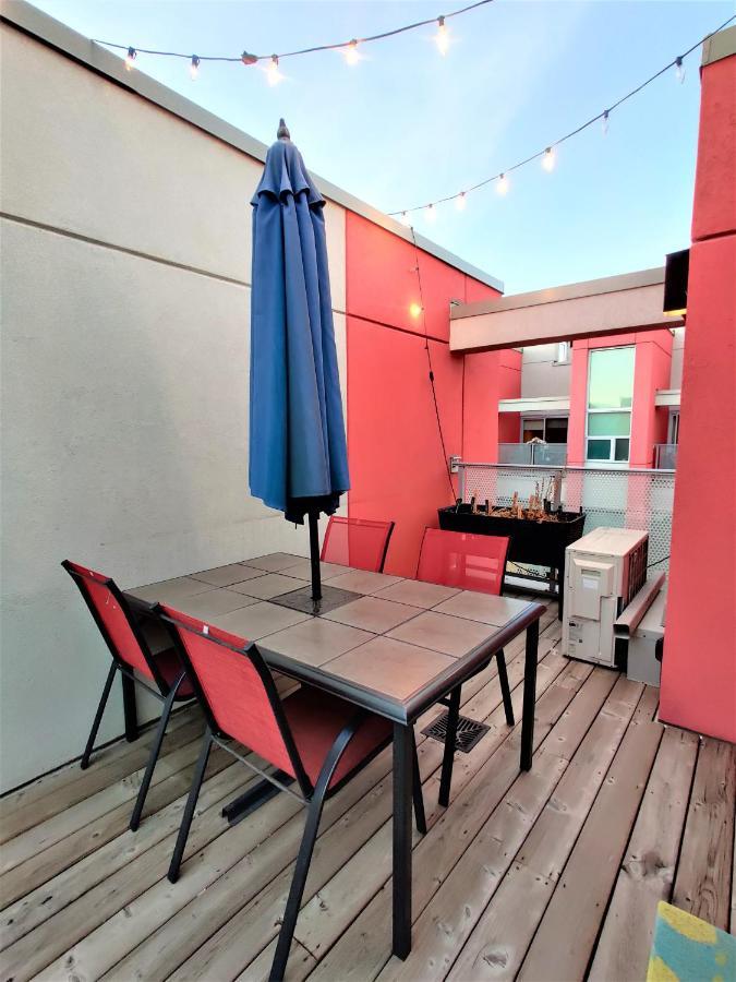 Monki Di Executive Suites - GLAS YYC Exterior foto