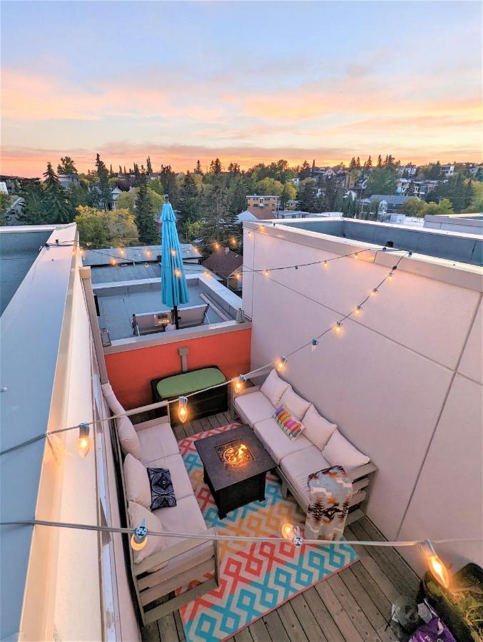Monki Di Executive Suites - GLAS YYC Exterior foto