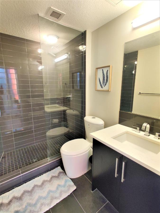 Monki Di Executive Suites - GLAS YYC Exterior foto